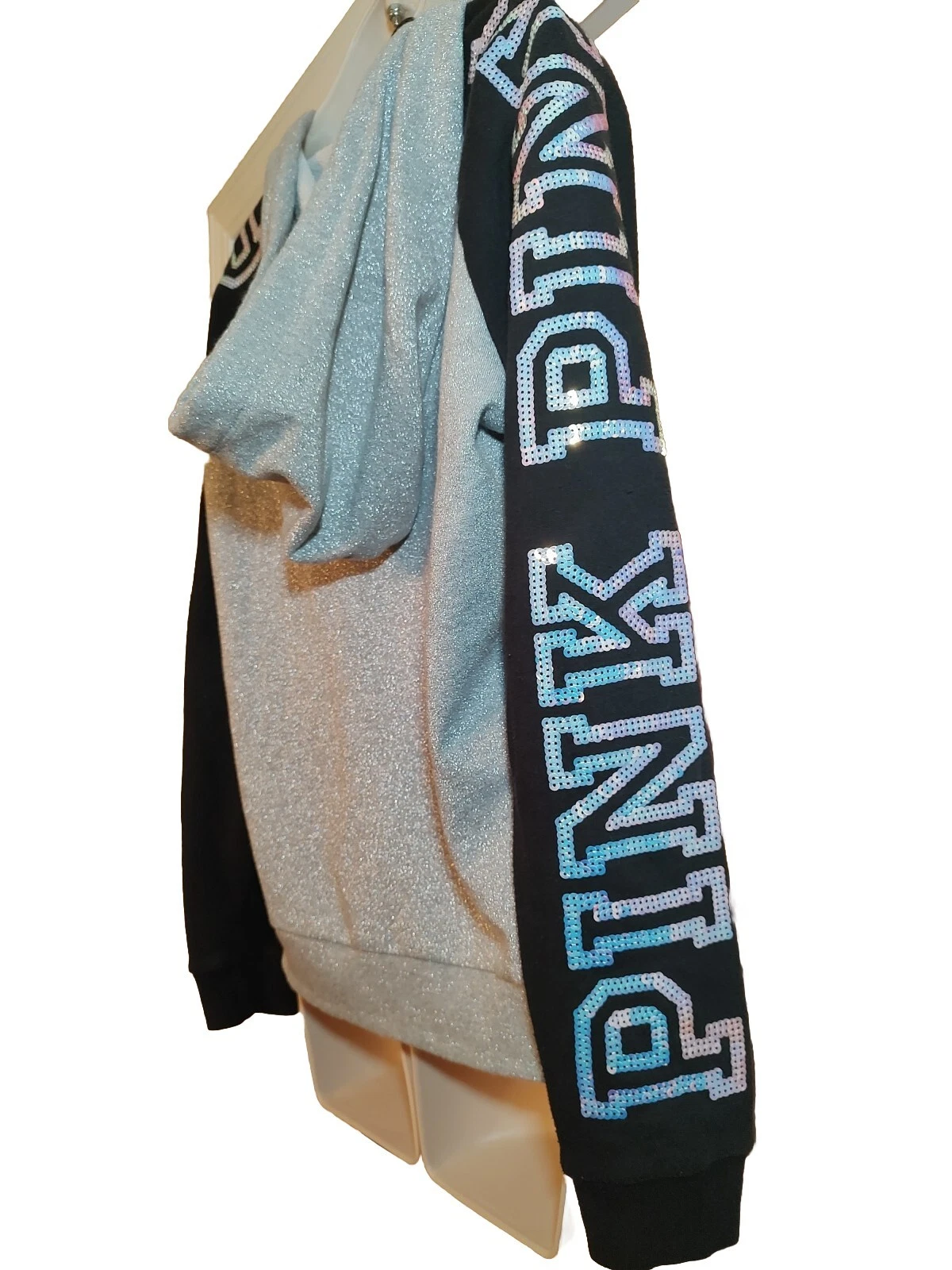 UNDERCOVER Felpa con cappuccio Victoria Secret rosa usata da donna con cerniera taglia media