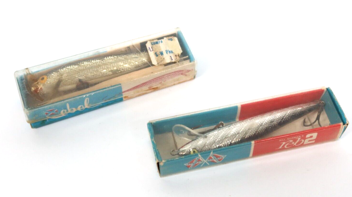 2 Leurres Crankbait Vintage Rebel Super R - Plongeants - Trouvaille Boîte De Pêche