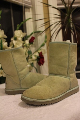 short light blue uggs