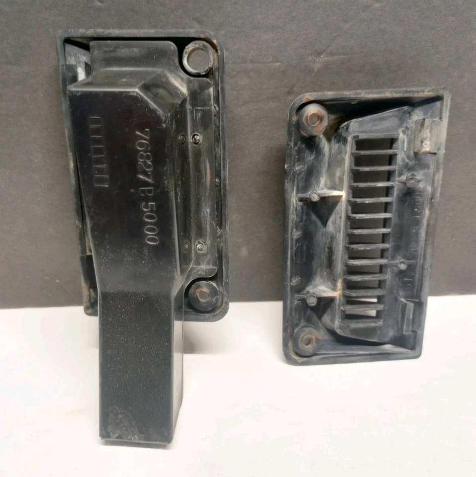 Camioneta Datsun 620 1973 OEM cabina pilar ventilación Foto 2 de 4