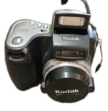 Kodak Easy Share 10X Zoom Digital 4.0 MP Camera DX6490 Battery Dead. UnTested