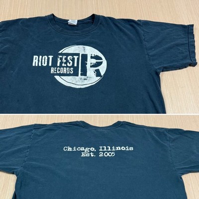 y2k vtg Chicago Riot Fest Records T Shirt XL Tour Distressed 2005 Hip Hop Rock