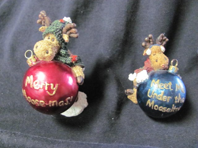 2 Boyd’s Bears Moose Christmas Tree Ornaments "Mooseltoe & Moosemas" Mint