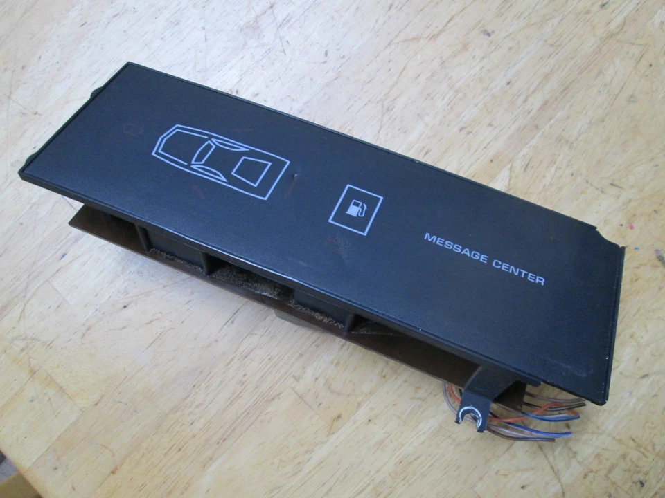 1988 DODGE DAYTONA MESSAGE INFORMATION CENTER OEM - Image 2 of 4