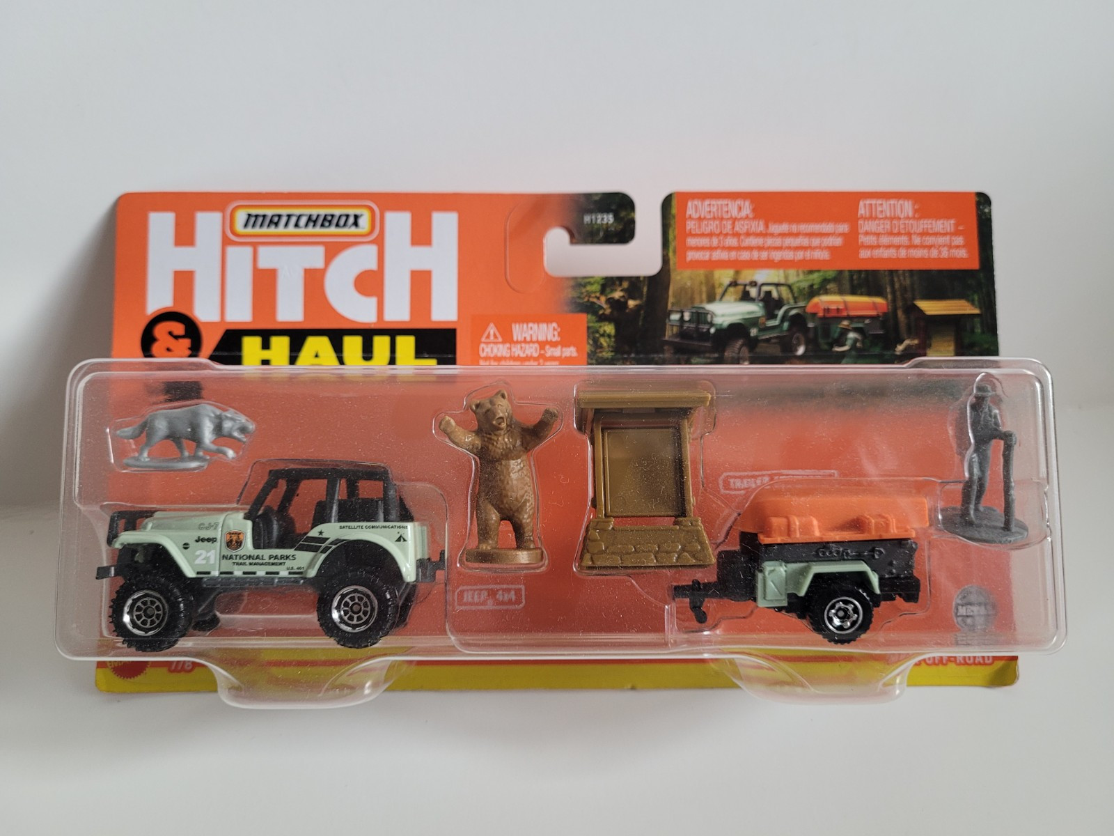 Matchbox 2022 Hitch & Haul Jeep 4x4 & Trailer Trawler  Mint Green National Parks