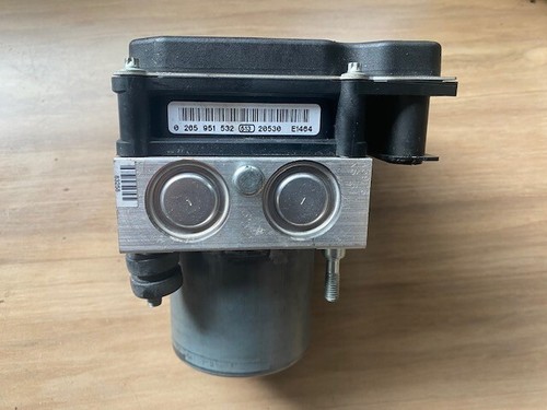 Nissan 370Z Bosch Pompe ABS 0265952069 0265252411 476603GY0B 47660 3GY0B - Photo 4 sur 6