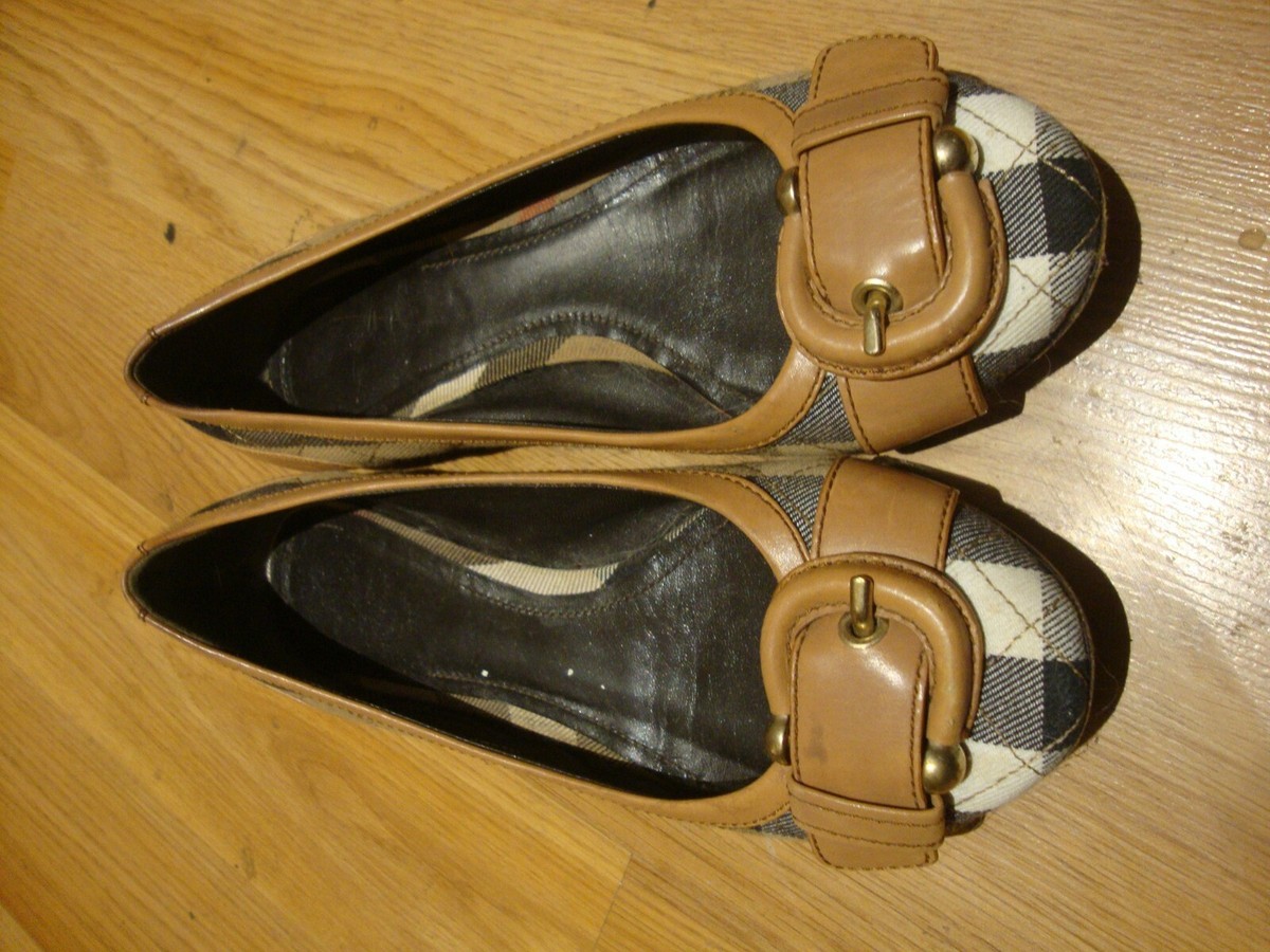 💫 Burberry Doll Shoes 💫 👉... - RB Direct Divisoria Supplier | Facebook