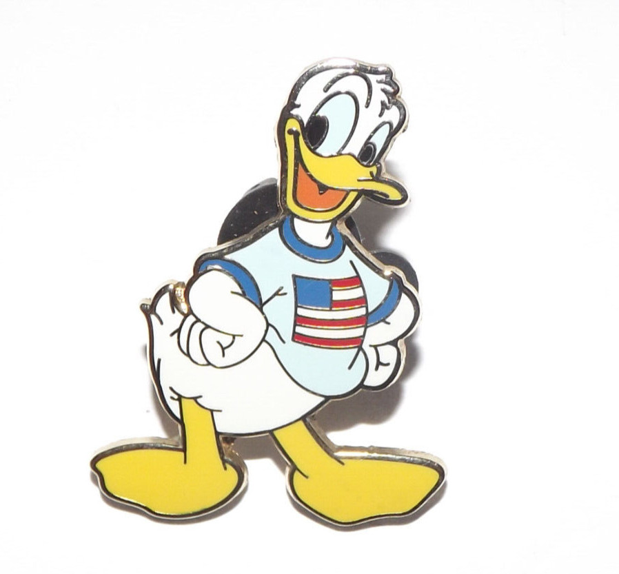 Walt Disney Donald Duck With American Falg Shirt Trading Pin