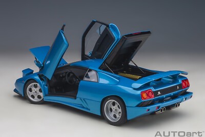 1993 LAMBORGHINI DIABLO SE30 METALLIC BLUE 1:18 COMPOSITE by