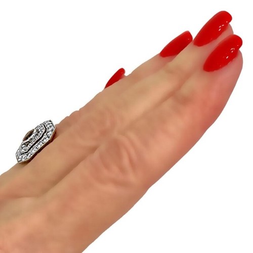 Mid-Century Victorian Revival Ruby and Diamond Ring in Platinum and Yellow Gold - Picture 11 of 12