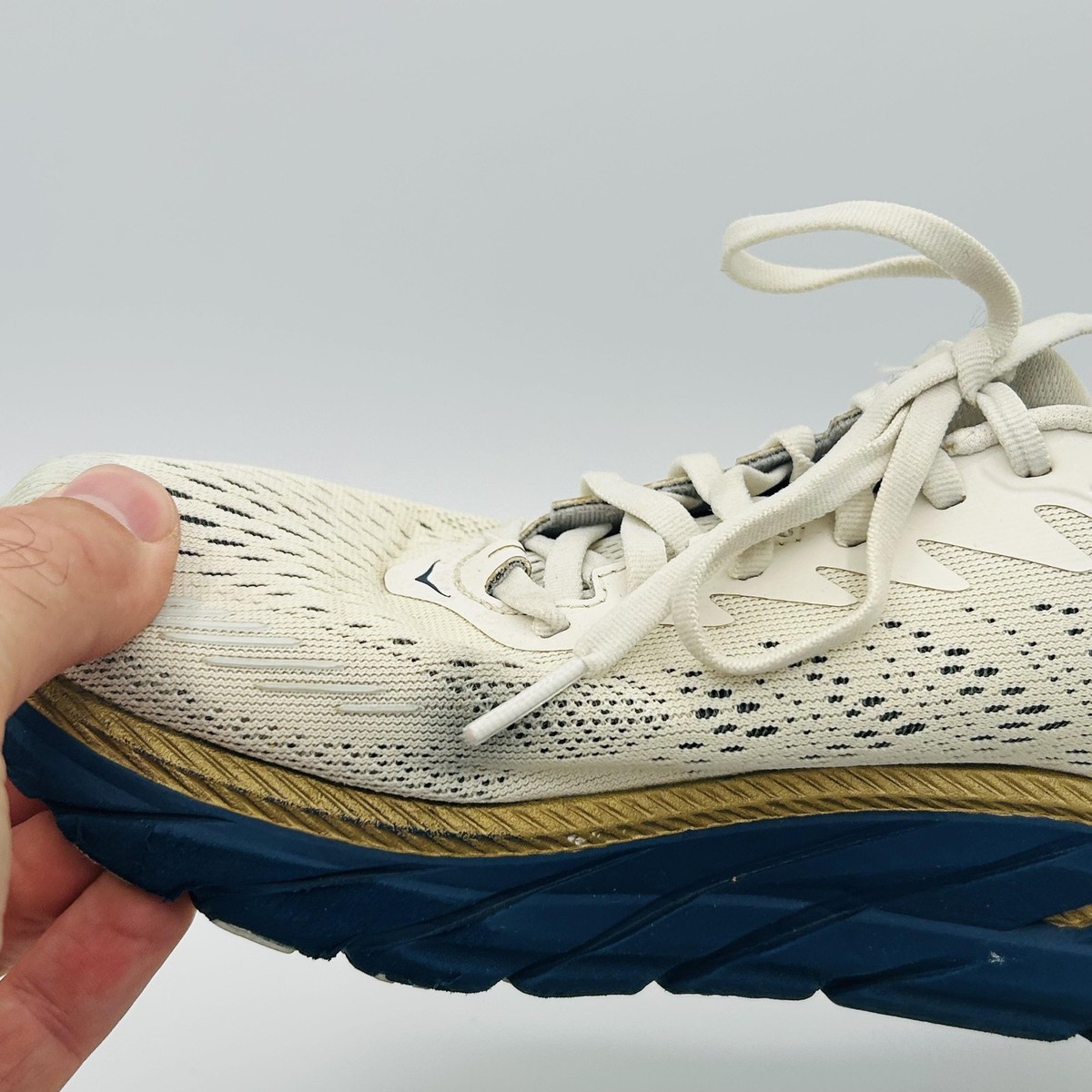 Hoka Clifton 7 Running Shoes Womens Size 7 White Navy Gold  display picture 1