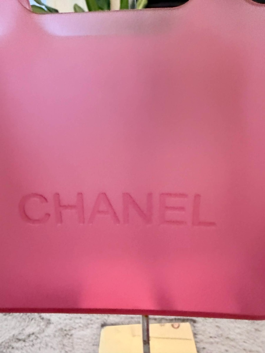 CHANEL ジェリーバッグ　ミニラバートートバッグ Chanel Pink Jelly Rubber Tote Bag Logo Shopper Rare Vintage Beach