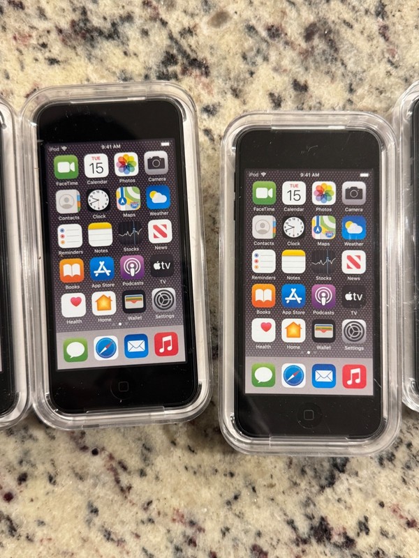 RARE Apple iPod Touch (7th Generation) - Space Gray, 32GB Last Model