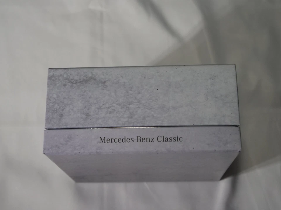 1:43 Scale Mercedes Benz 230 SL (W113) Pagode Museum Edition 378/500 Limited Ed - Image 4 of 4