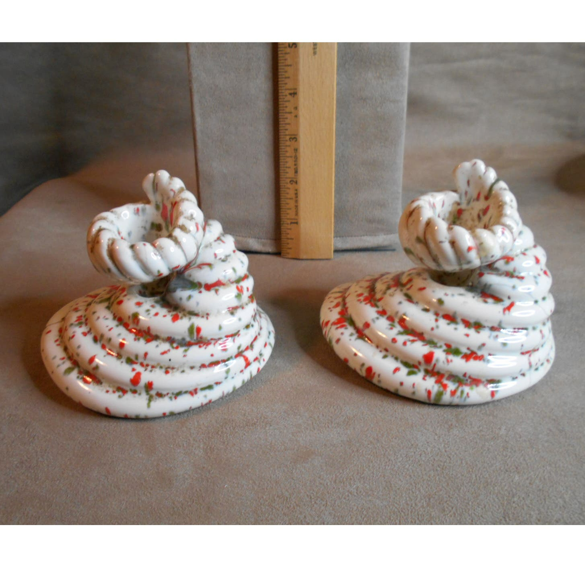 Vintage 1975 Atlantic Mold Ceramic Cornucopia w/Matching Candle