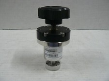 KURT J LESKER MANUAL BELLOWS SEALED SS ANGLED VALVE SA0050MCCF