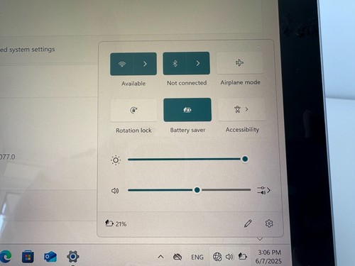 Surface Pro 5 | i5 8GB 256GB SSD | Win11 Pro | Light Scratches | Fully Functiona - Picture 3 of 9