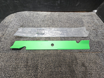 (QTY 3) 8Ten C-BLD-0248 24 1/2'' Lawn Razor Notched High Lift Blade Fits Exmark