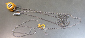 Harrington CF4 1/2 Ton w/ 14’ Chain Manual Hoist , CF4-931