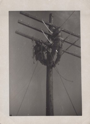 OCCUPATIONAL Lineman Telephone Telegraph Pole Climber Worker VINTAGE PHOTO