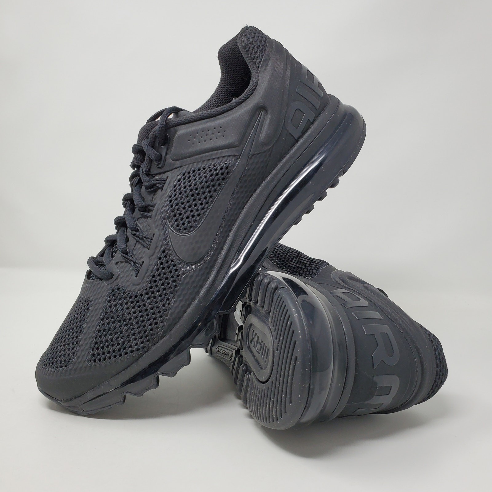 Nike Air Max 2013 Triple Black FZ3156-010 Men's Size 9