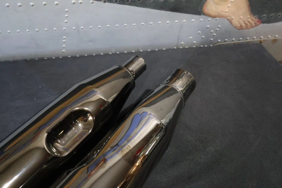 64901339,64901340 原始设备制造商 NTO 2017-2025 Harley-Davidson Touring CVO MUFFLERS — 第 2/4 张图片