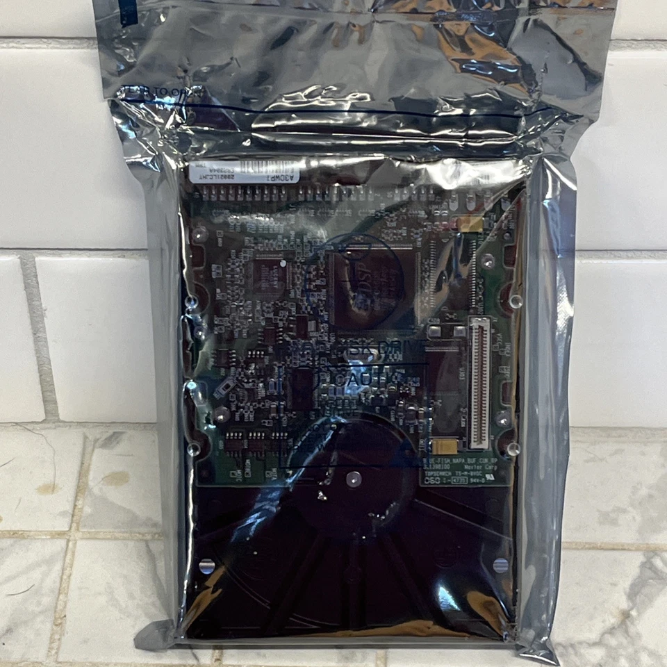 Maxtor 4W100H6 100GB IDE 3.5" Hard Drive HDD Sealed In Package - Image 4 of 4