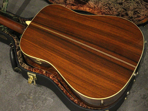 Martin HD-28V Fishman Rare Earth Single 2000 Used Acoustic Guitar - Picture 9 of 11