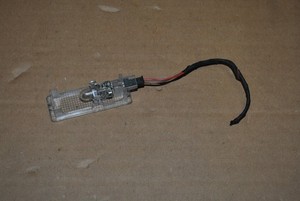 BMW E90 E91 E81 E87 Fußraumleuchte Innenraumleuchte Fußraum Leuchte Beleuchtung