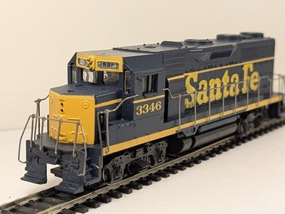 Athearn 4205 Spur HO GP35 EMD Diesellok Santa Fe blau - Kupplung fehlt