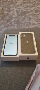 Apple iPhone 11 - 64GB - Schwarz (Ohne Simlock) (Dual-SIM)