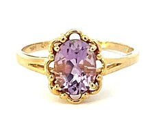 Oval Purple Amethyst Ring in 14k Yellow Gold