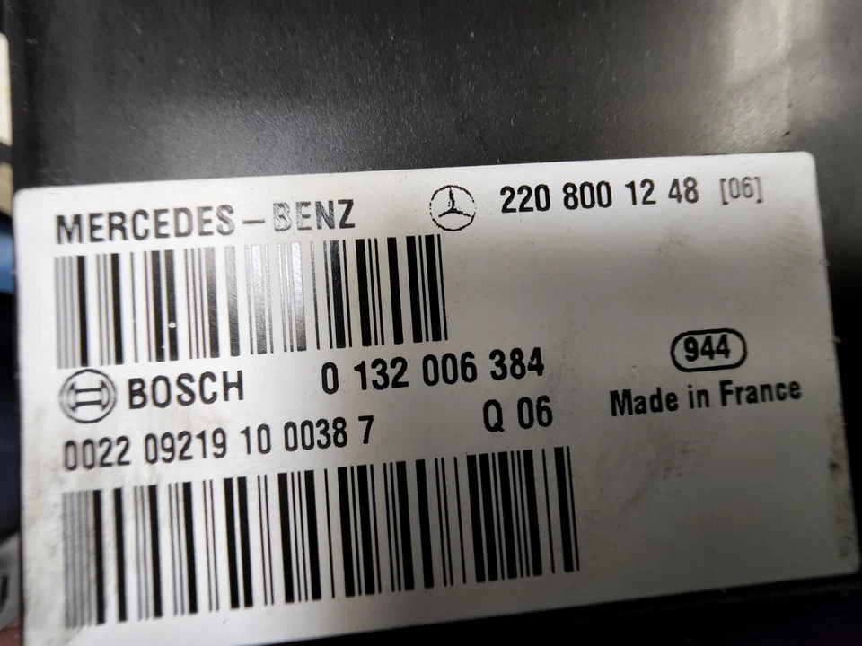 MERCEDES-BENZ W220 S430 S500 1999-2006 BOMBA DE VACÍO CIERRE CENTRALIZADO 2208001248 Foto 2 de 2