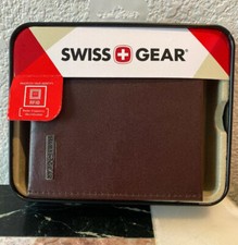 Swiss Gear Men  s Bifold Wallet - Brown Leather - RFID Protection
