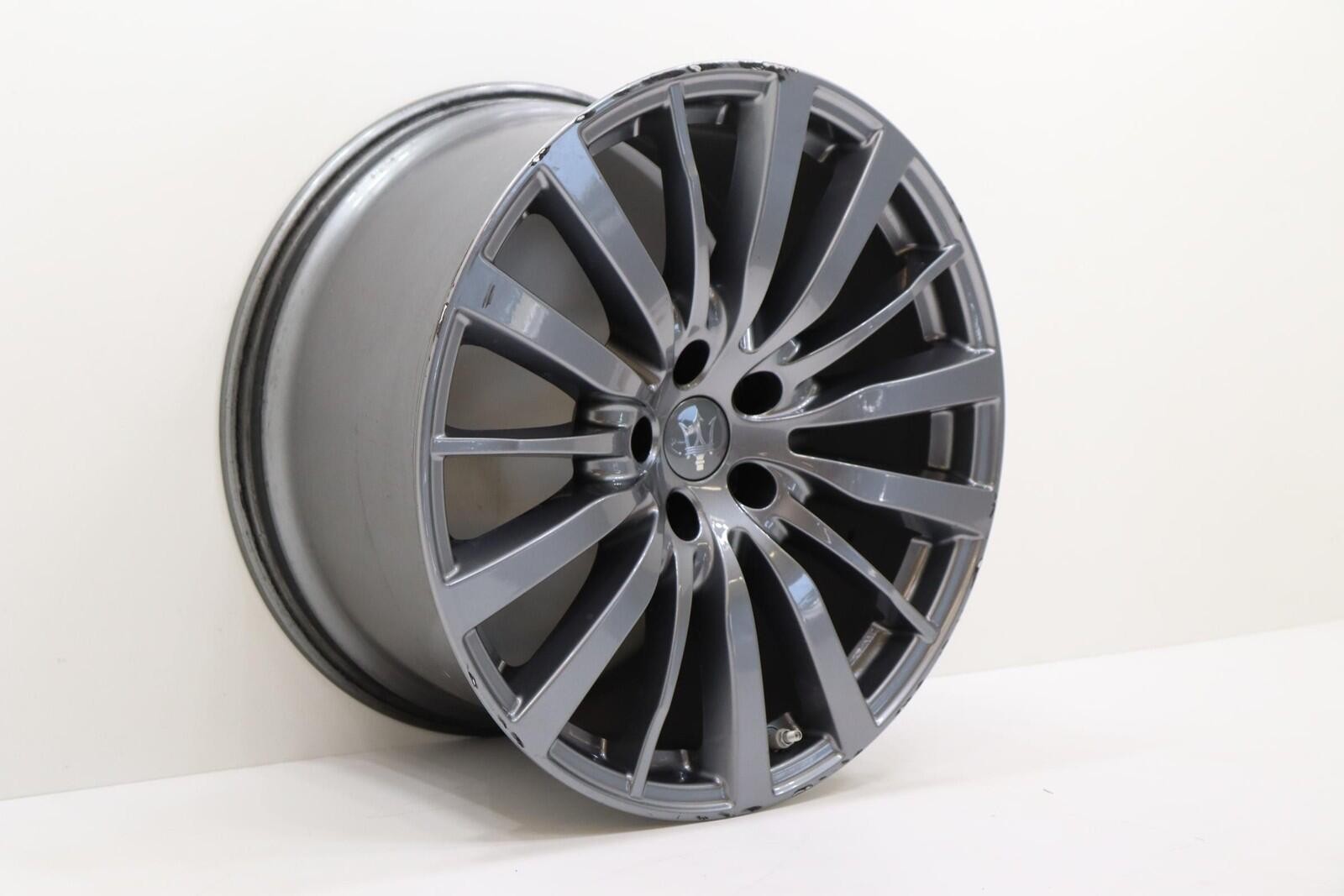 Maserati Ghibli S Q4 2014-2024 Wheels Set