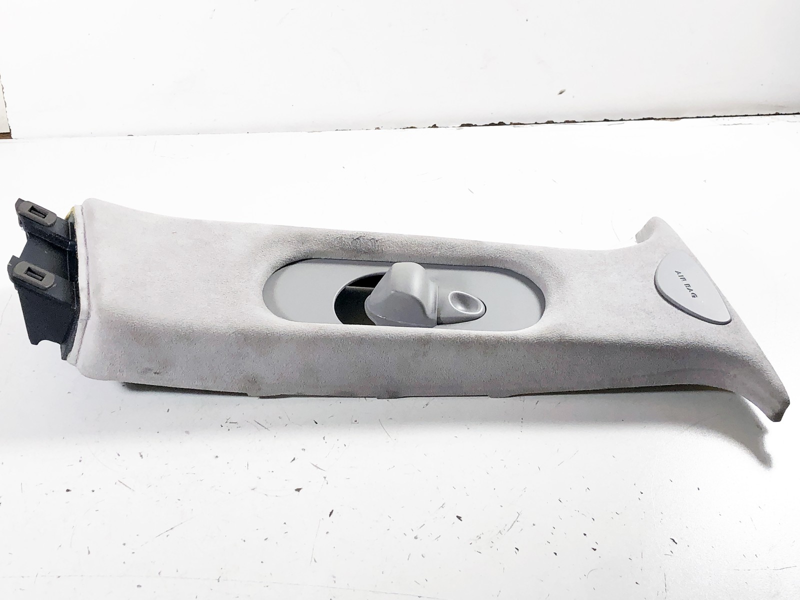 03-13 Maserati Quattroporte M139 Right Passenger B Pillar Trim ALCANTARA Grey 