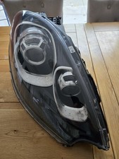 Driver side Porsche Macan Xenon/LED headlight. 95B.941.032.CR  Z HSW PDLS LV  R