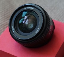 Nikon AF Nikkor 24mm F/2.8 D Wide Angle Lens