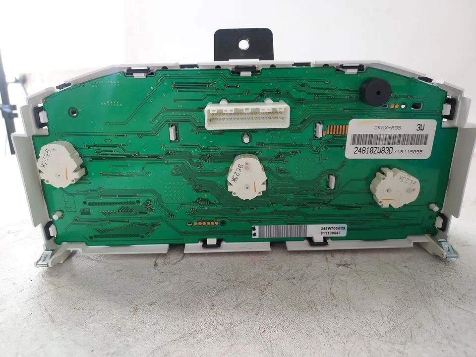 2010-2011 Nissan Versa Speedometer Instrument Cluster Gauges 149,051 Miles - OEM - Image 2 of 4