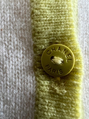 CHANEL 98C VINTAGE NEU ECRU Kaschmir Jacke Mehrfarbig Besatz CC Knöpfe FR38-40 - Bild 7 von 11