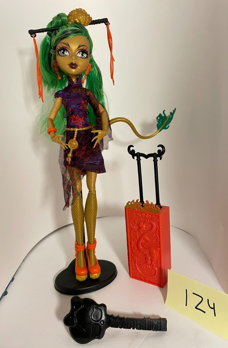 モンスターハイ ジナファイア MONSTERHIGH Jinafire Long Amazon.com: Monster High Jinafire Long Doll, Dragon with Pet
