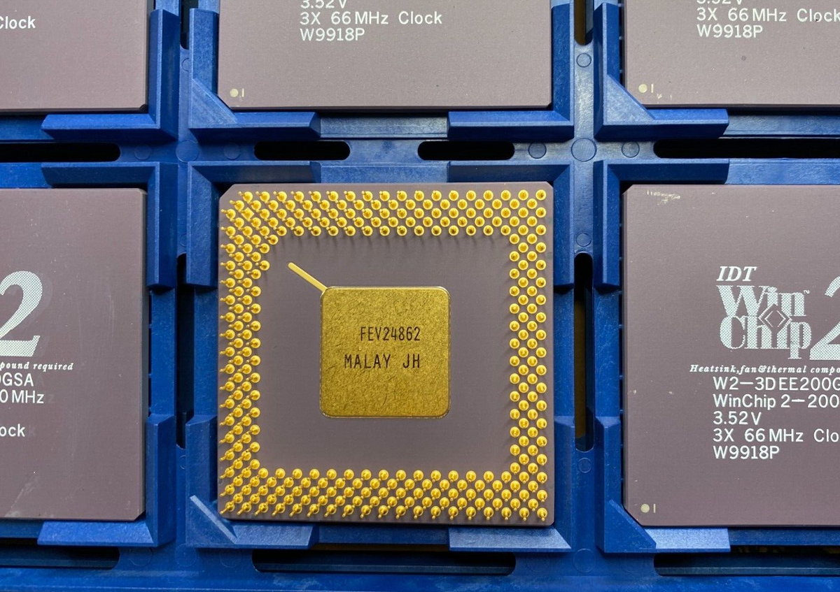 d*3様 CPU Intel AMD Cyrix　IDT 　中古品　動作未確認 Vintage & New IDT WINCHIP2 CPU W2-3DEE200GSA 3X 66MHz Ceramic PGA
