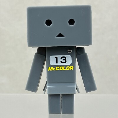 Kaiyodo Yotsuba&! Danboard Danbo Mr. Color 13 Neutral Gray Capsule Figure Japan