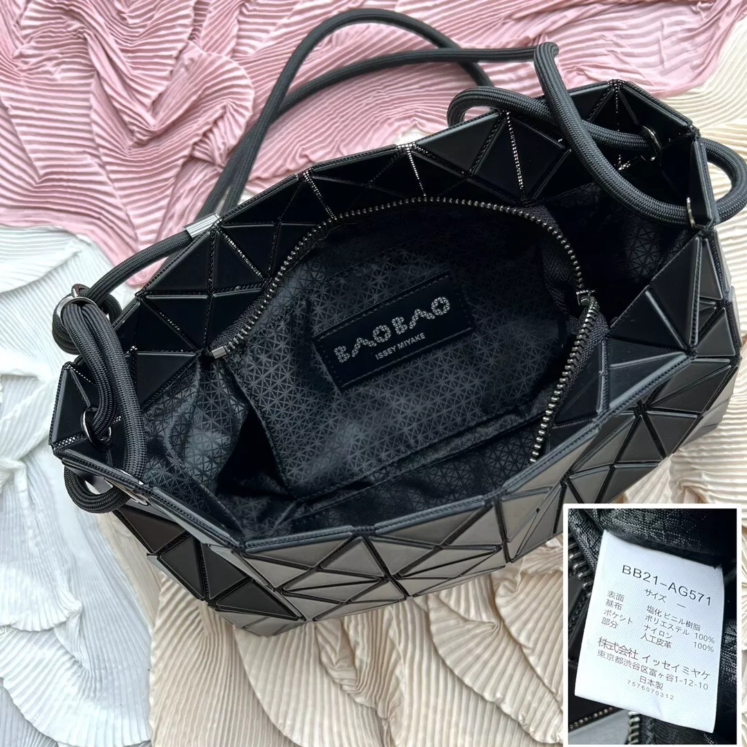 BAO BAO ISSEY MIYAKE Loop Shoulder Bag Handbag Bag | eBay BAO BAO ISSEY MIYAKE Loop Shoulder Bag Handbag Bag | eBay