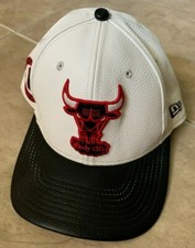 New Era 9Fifty Chicago Bulls Windy City 6x NBA Champions Snapback Hat Cap Mens