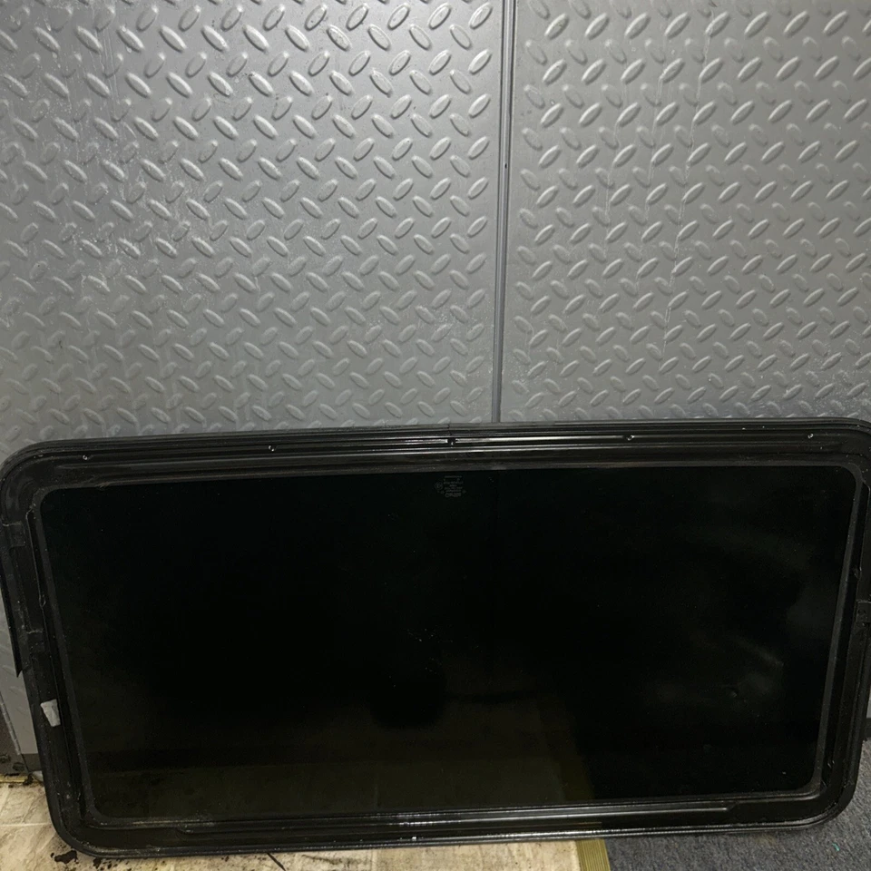 5L8Z7850054AA 2001-2008 Ford Escape and 2005-2008 Mercury Mariner Sunroof Glass - Изображение 4 из 4