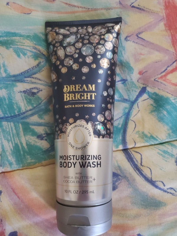 Bath & Body Works Dream Bright moisturizing body wash 10 fl oz.