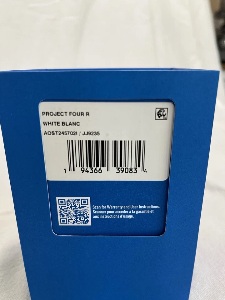 Reloj Adidas Project Four. Blanco. Nuevo con etiquetas talla 1 para todos. Nuevo en caja Foto 3 de 4