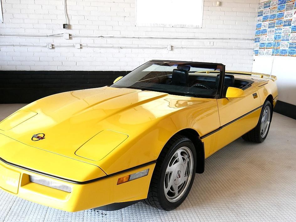 1988 Yellow Chevrolet Corvette   | C4 Corvette Photo 6