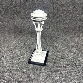 LEGO 21003 ARCHITECTURE Seattle Space Needle Complete NO BOX OR MANUAL *GLUED*